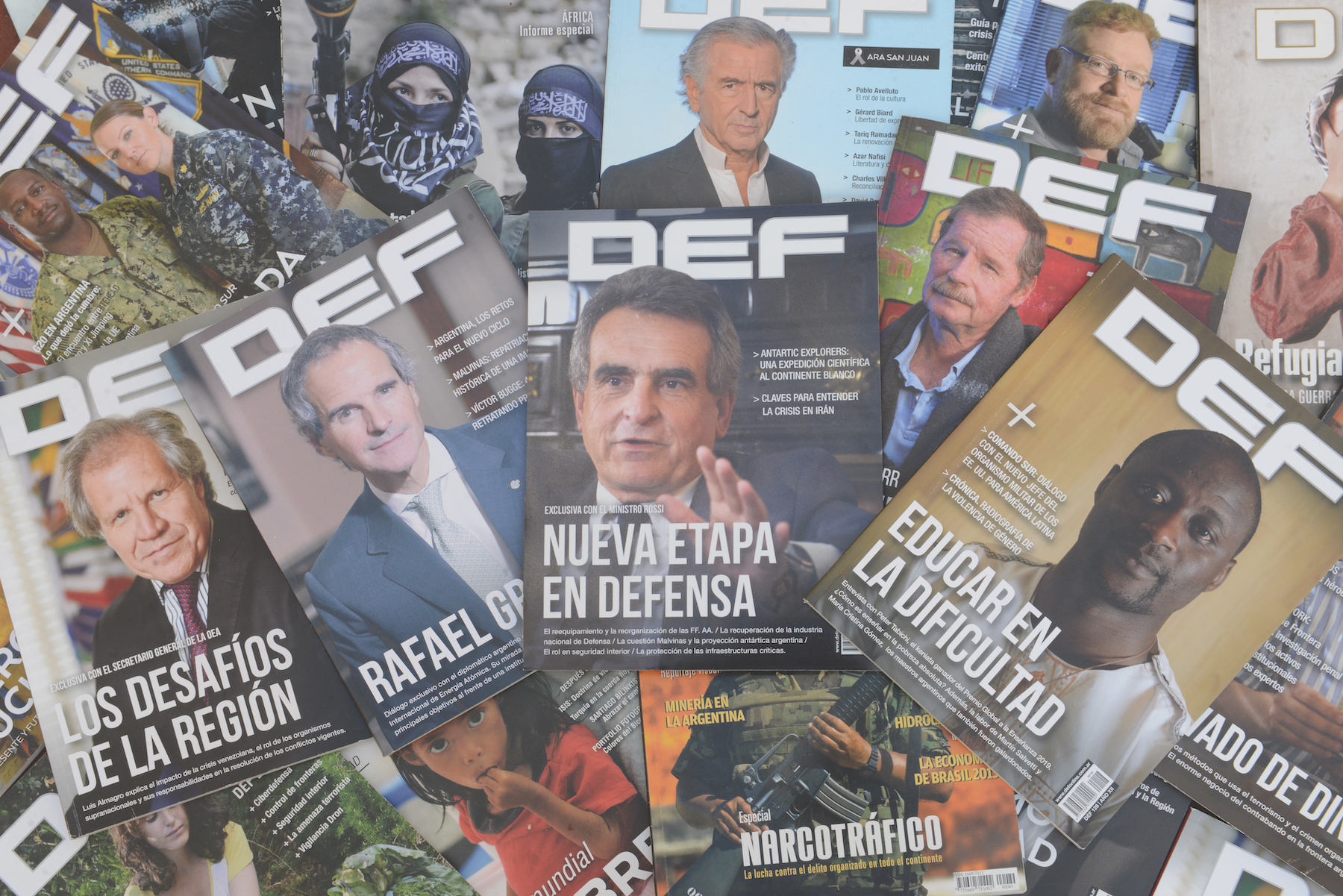 Editamos la revista DEF, publicación de referencia para la dirigencia de toda la Región.